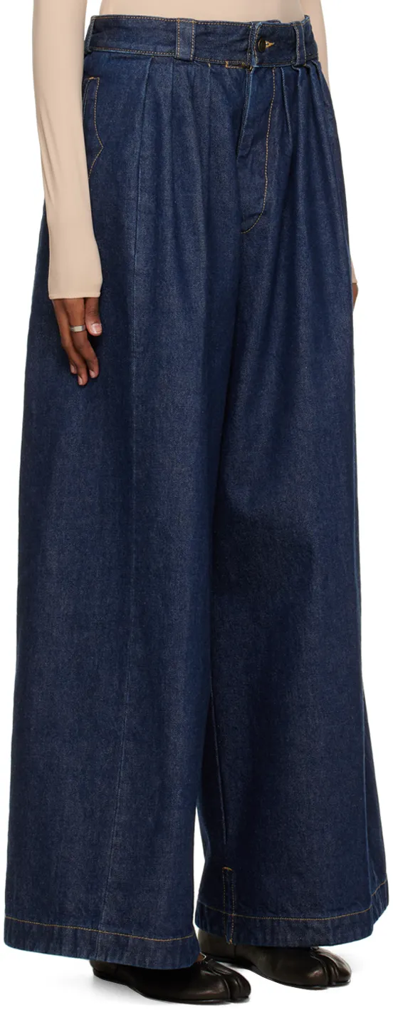 Wide-Leg Pleated Jeans