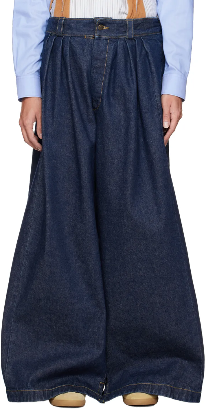 Wide-Leg Pleated Jeans