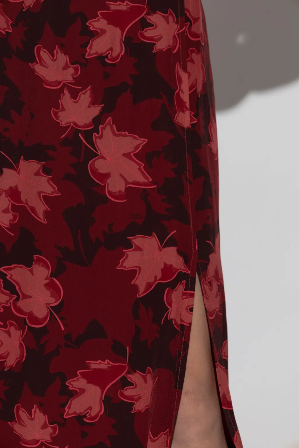 Lip Detail Fluid Skirt