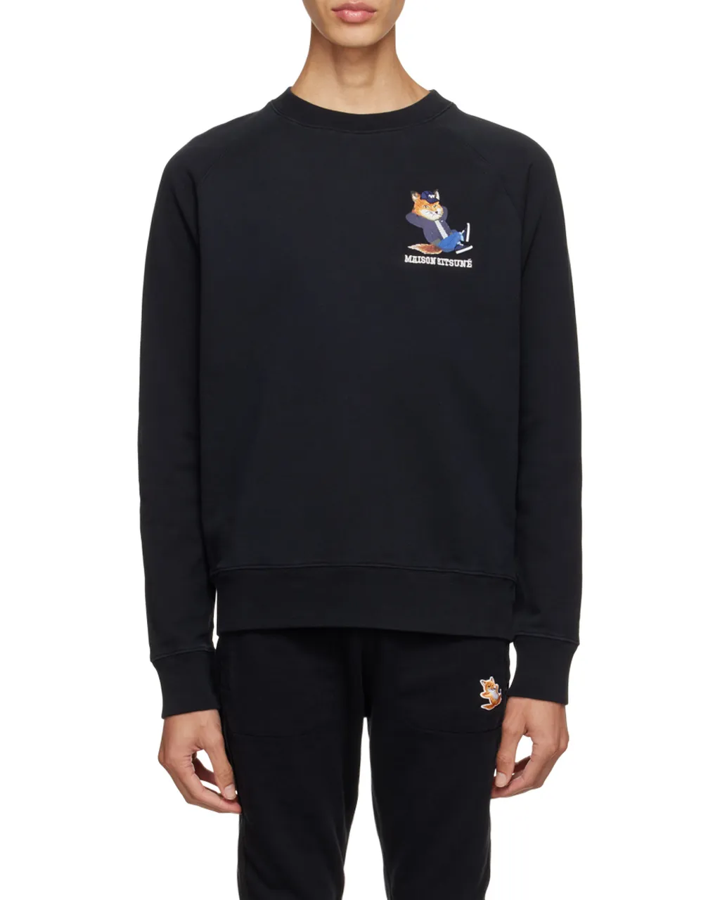 Logo-Patch Crew Neck Sweatshirt