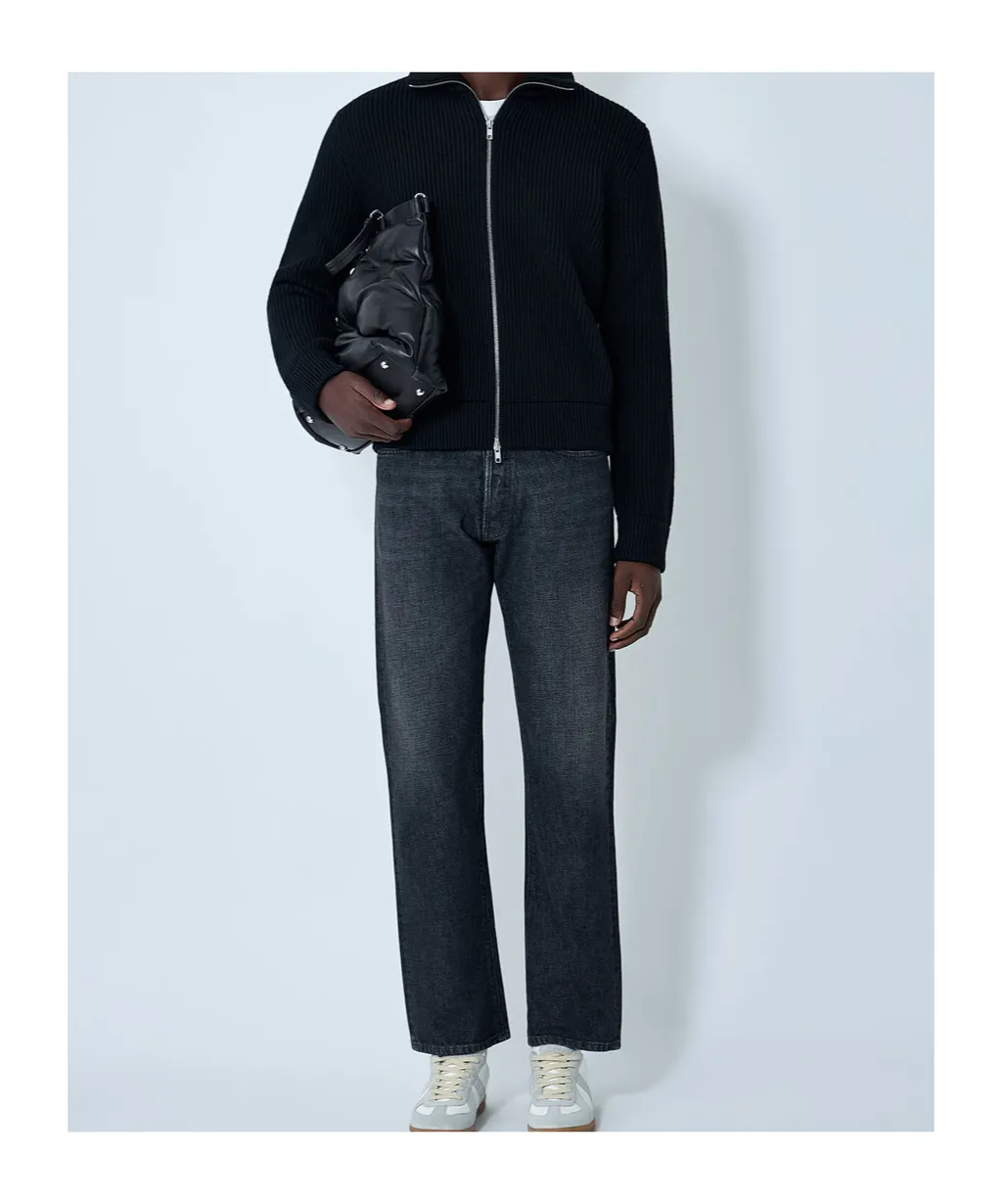 Straight-Leg Jeans