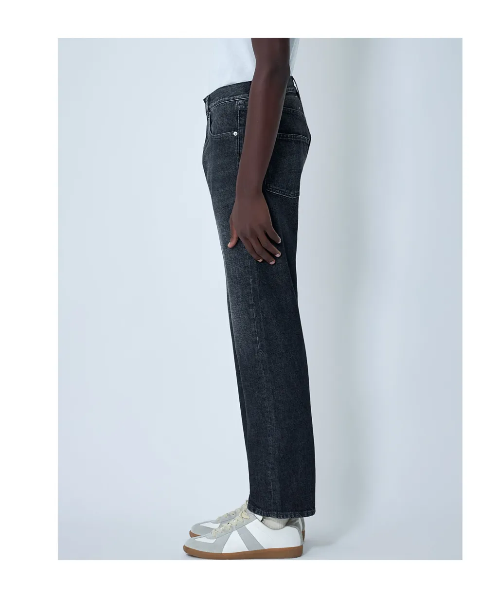 Straight-Leg Jeans