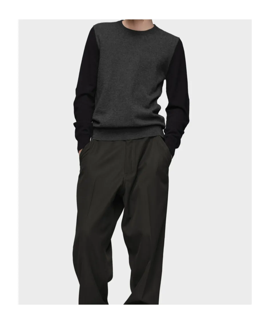 Two-Toned Crewneck Jumper