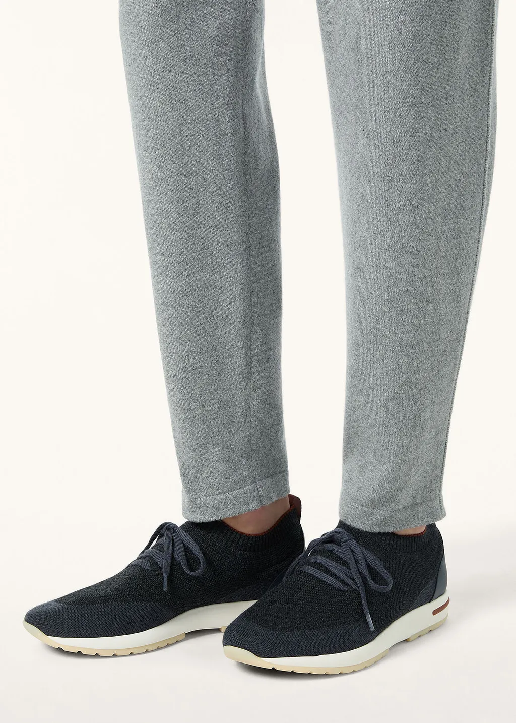 360 Lp Flexy Walk Sneaker