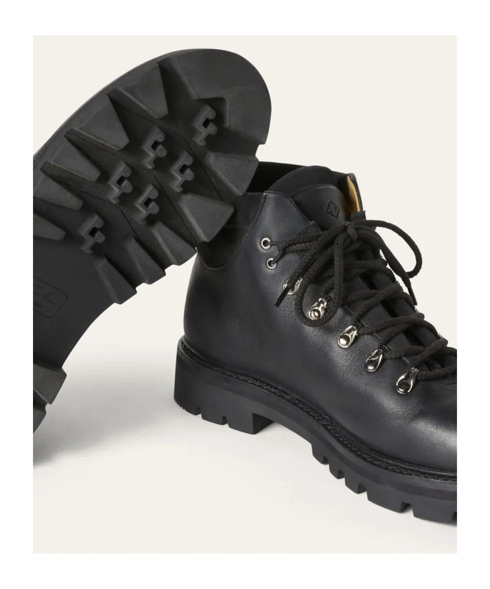 Beinn Walk Ankle Boots