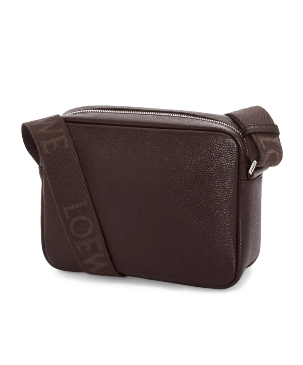 Medium Pebble Messenger Bag