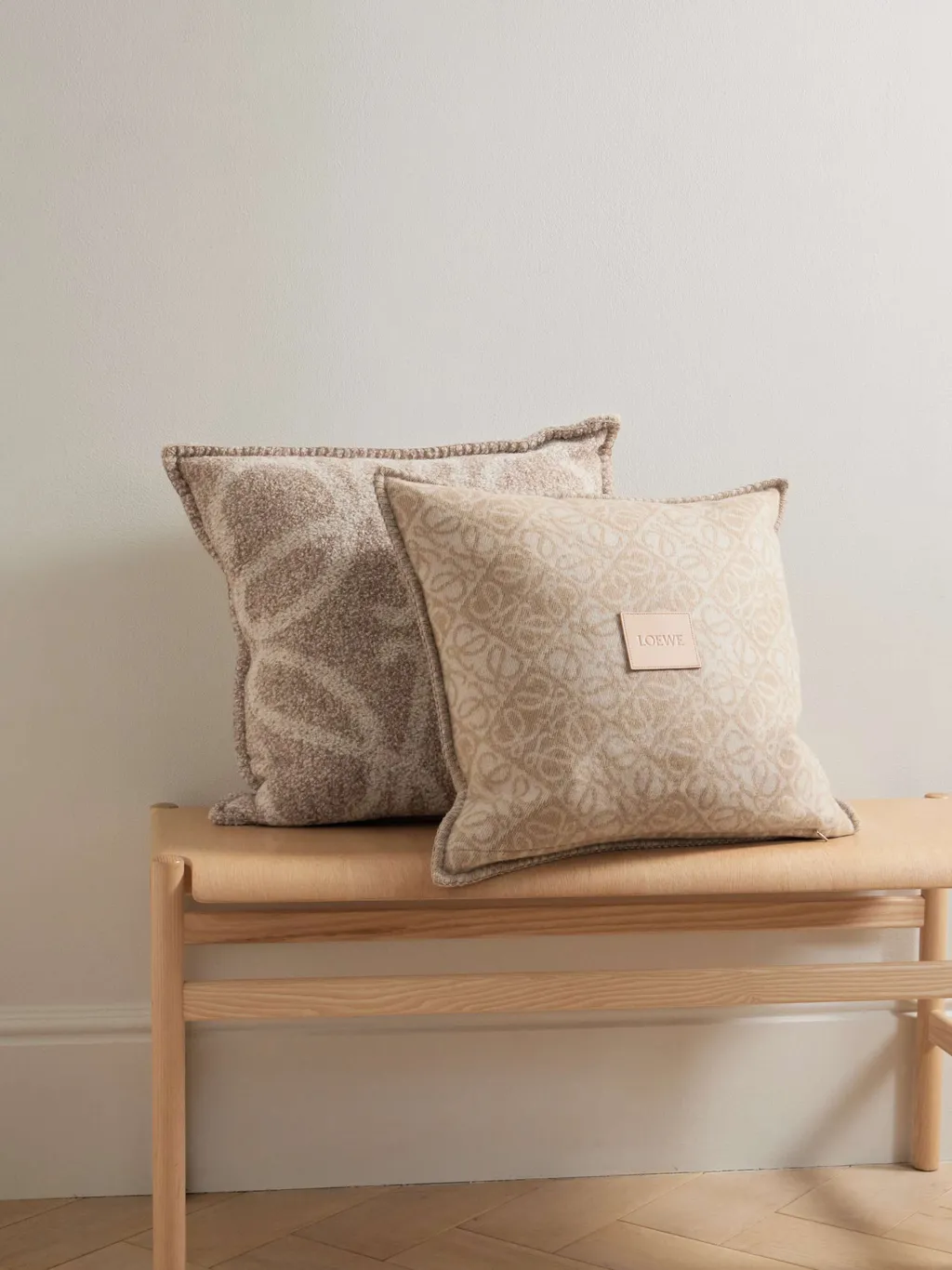 Logo Cushion