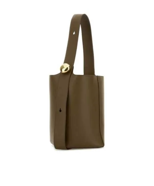 Medium Pebble Bucket In Mellow Calfskin