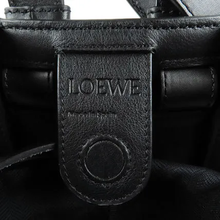 Hammock Logo Shoulder Bag