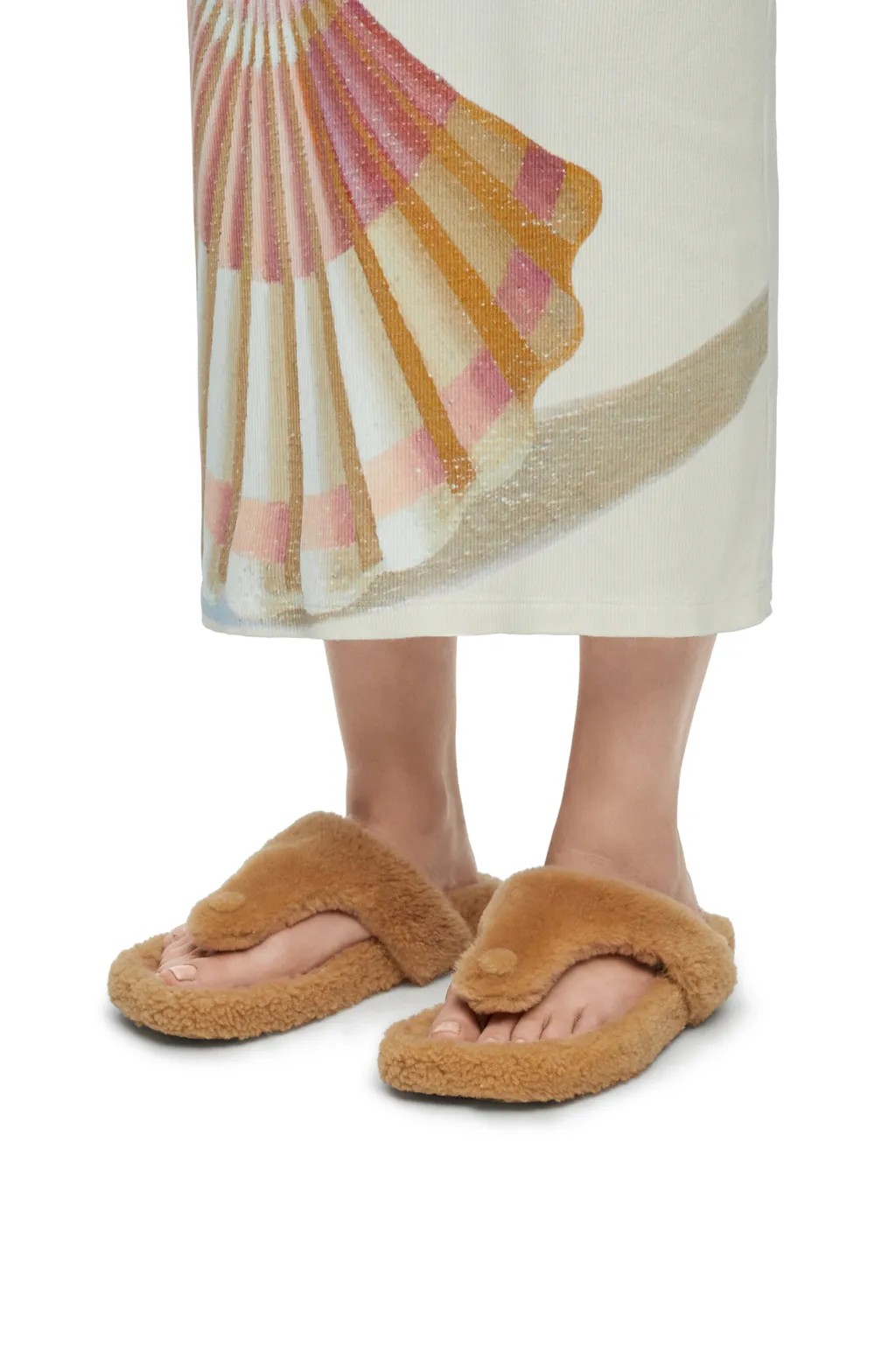Ease Toe Post Sandal In Shearling