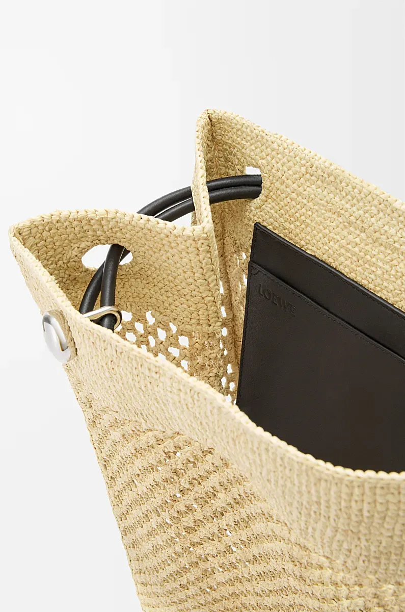 Pebble Hobo In Raffia