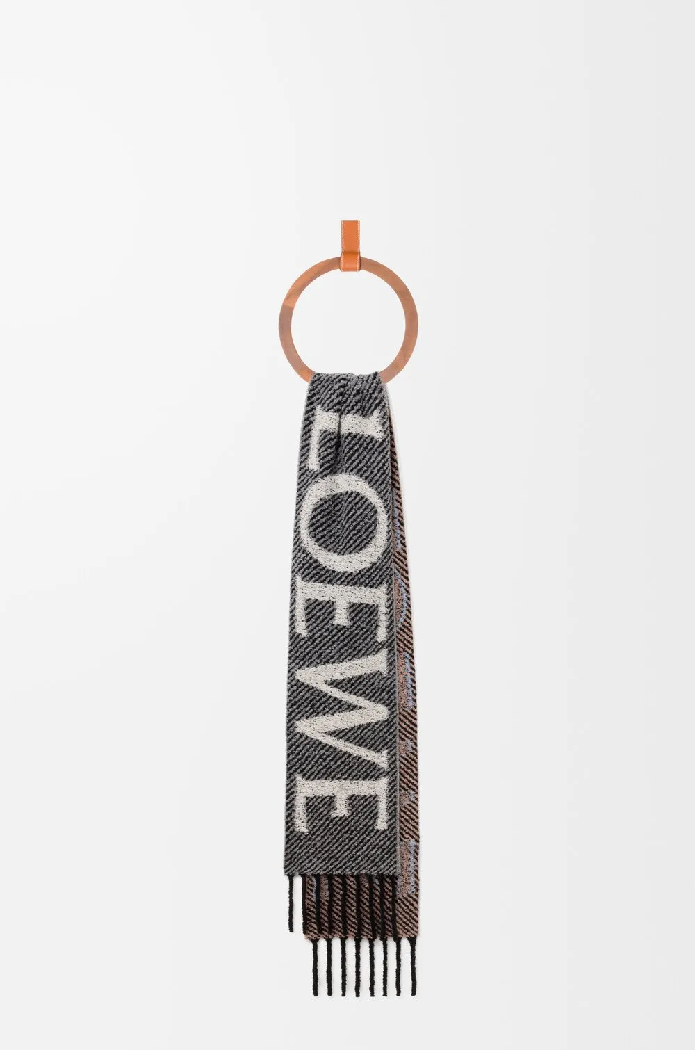 Chunky Fringed Edge Scarf