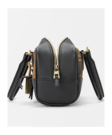 Amazona Shoulder Bag