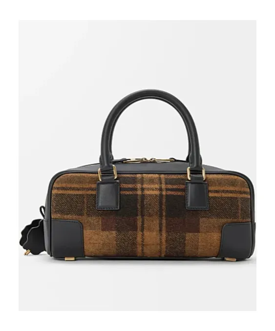 Amazona Shoulder Bag