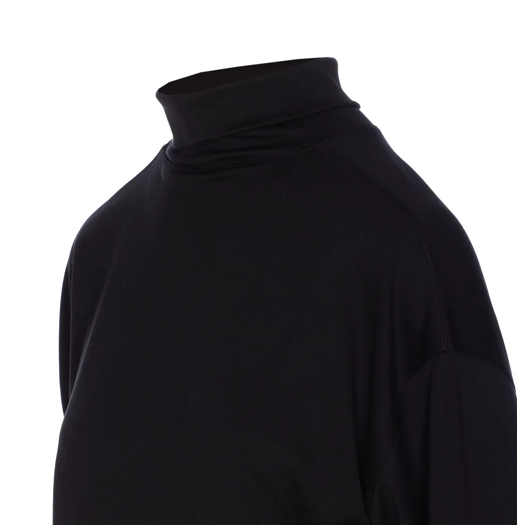 Mock-Neck Long-Sleeved T-Shirt
