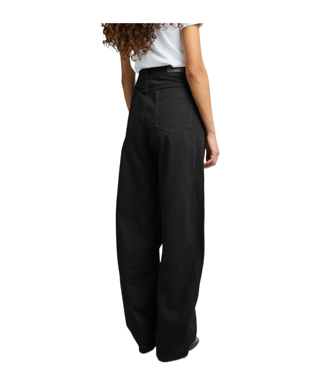 High-Waisted Curved Jeans