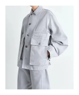 Long Sleeved Buttoned Jacket