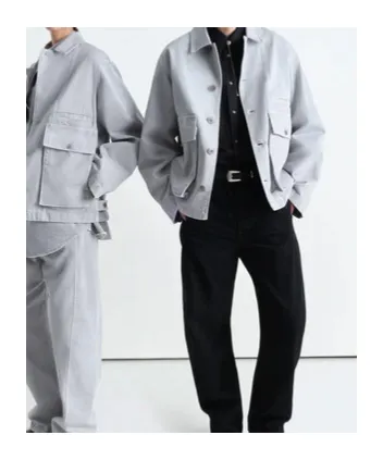 Long Sleeved Buttoned Jacket