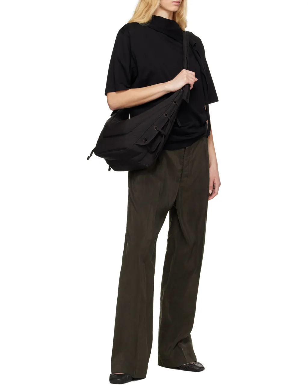 Game Medium Zipped Shoulder Bag