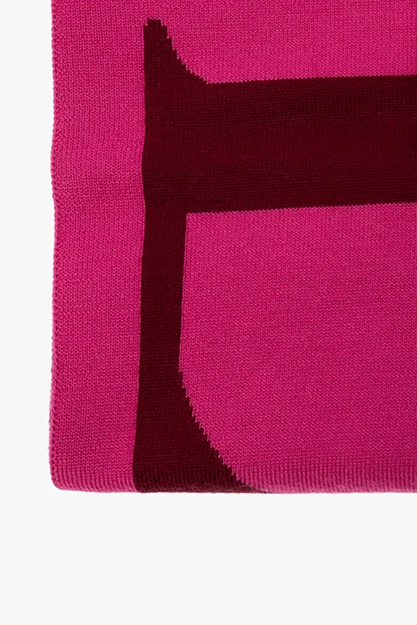 Logo Scarf