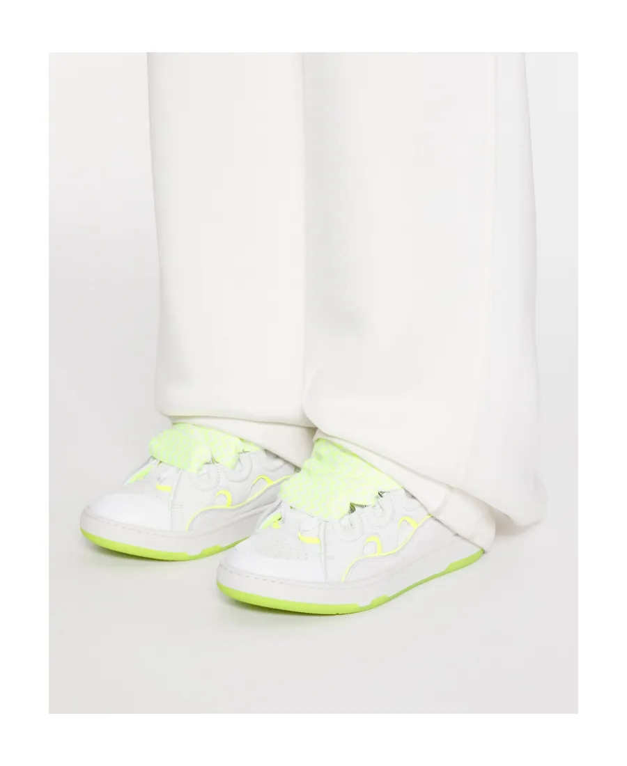 Curb Sneakers