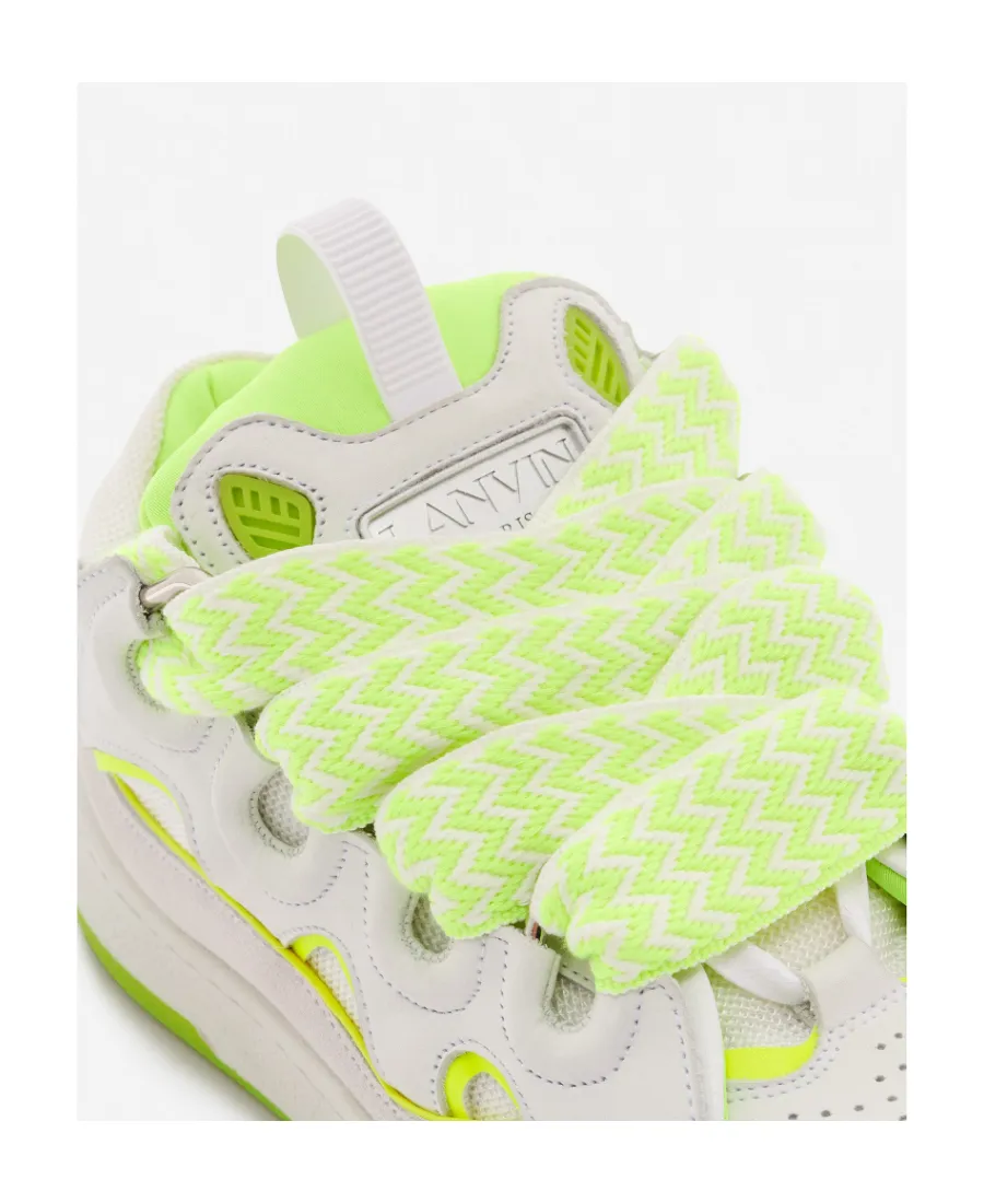 Curb Sneakers