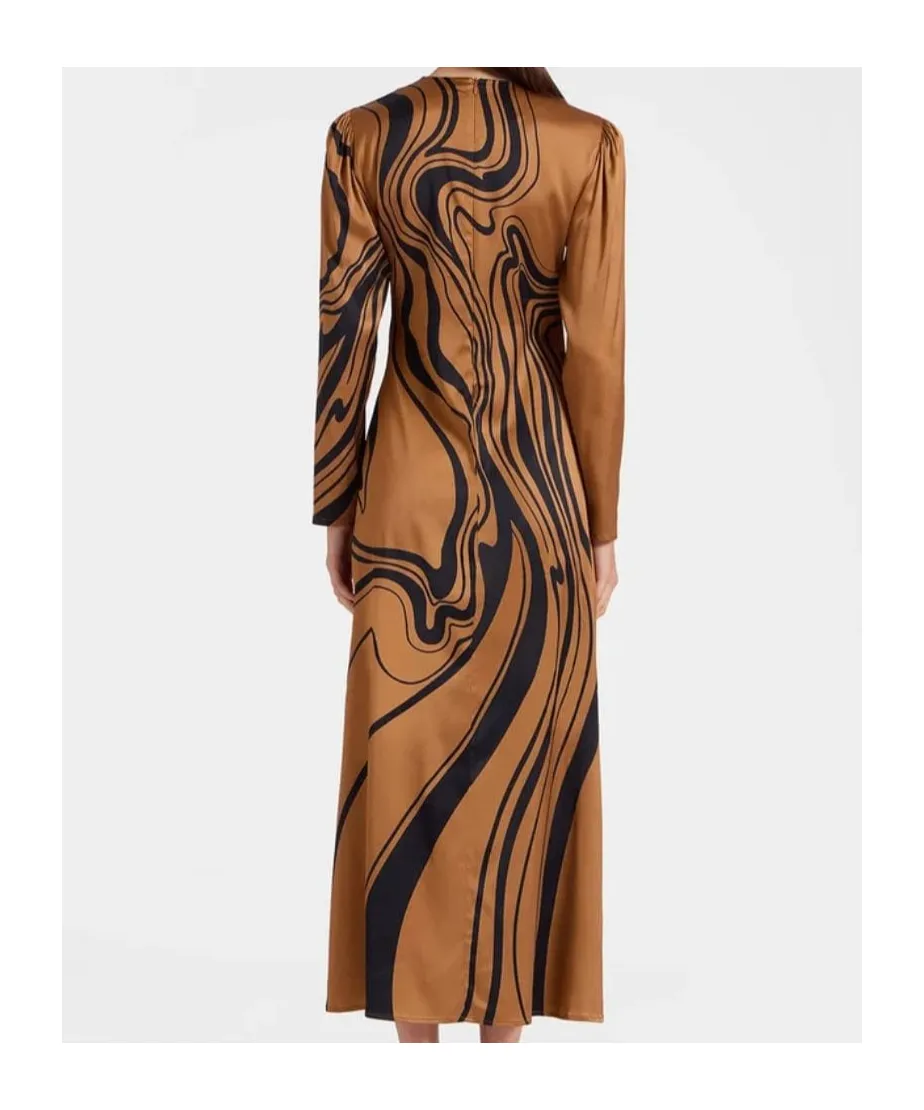 Clingy Swing Maxi Dress