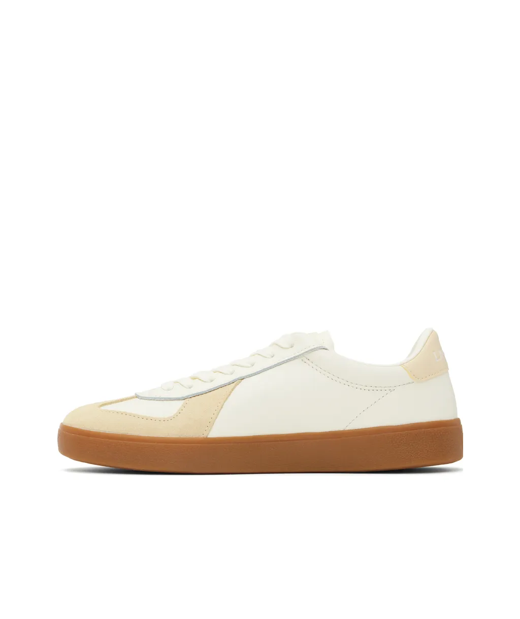 Baseshot Pro Leather Sneakers