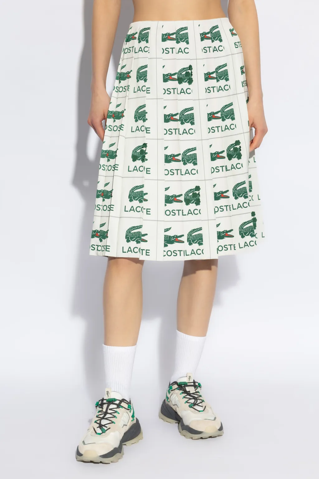 Embroidered Pleated Skirt