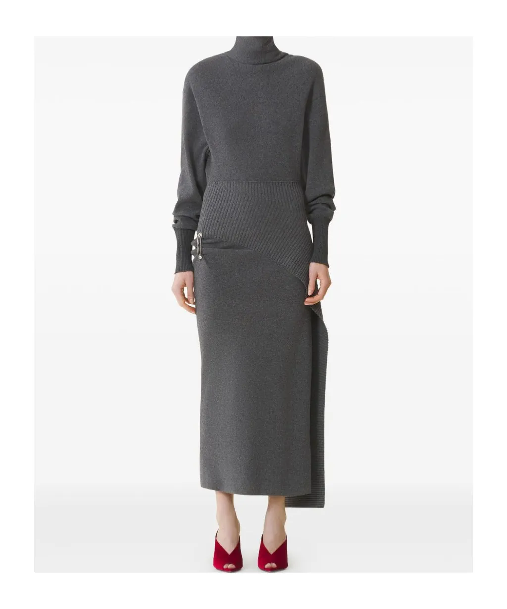 Turtleneck Knit Dress With Brooch