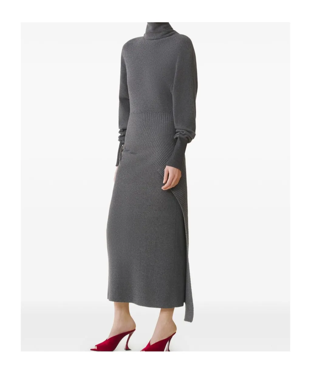 Turtleneck Knit Dress With Brooch