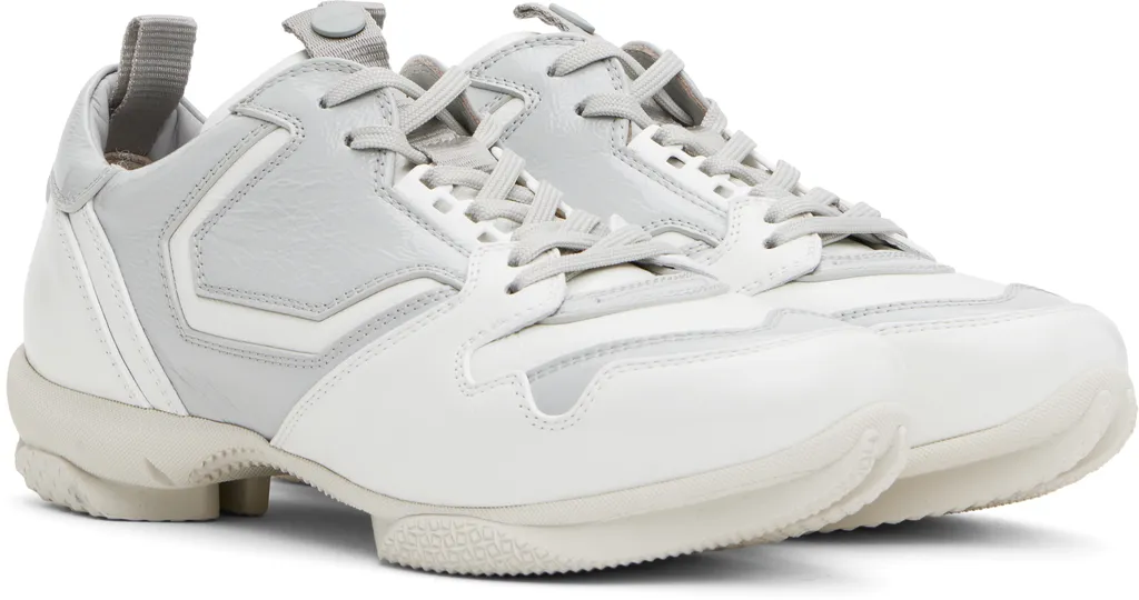 Ostro Sneakers