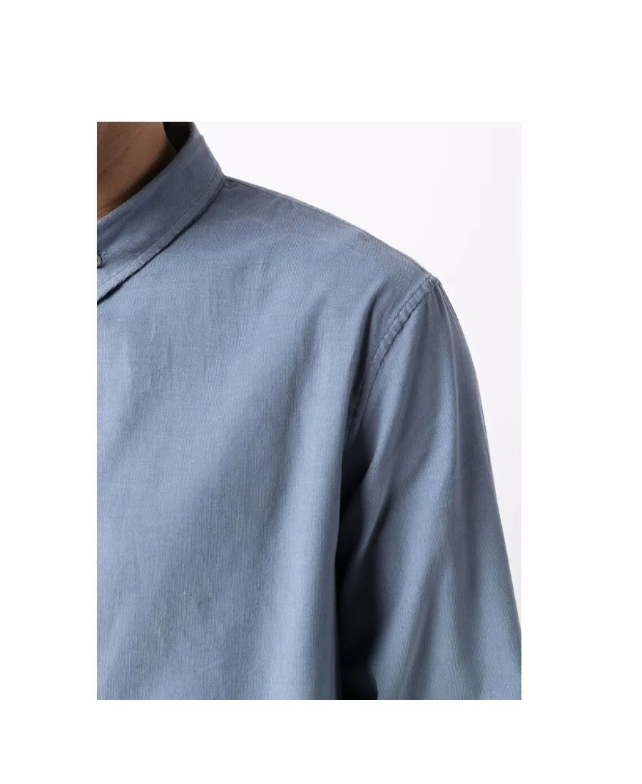 Long-Sleeved Buttoned Shirt