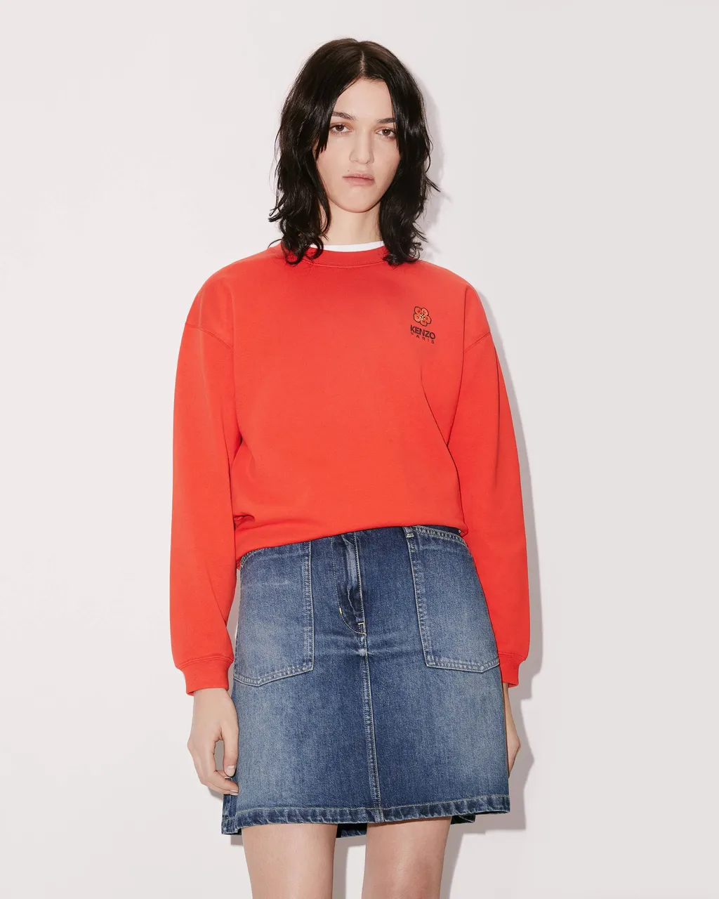 Crest Sweatshirt Boke Flower