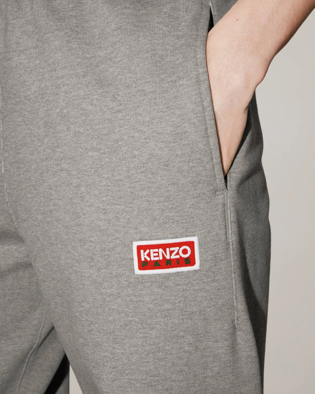 Logo-Patch Trousers