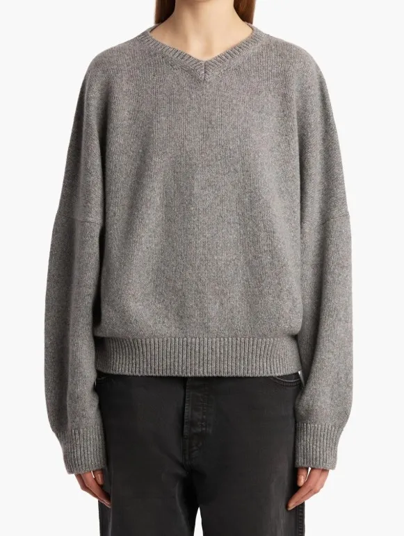 Nera Sweater