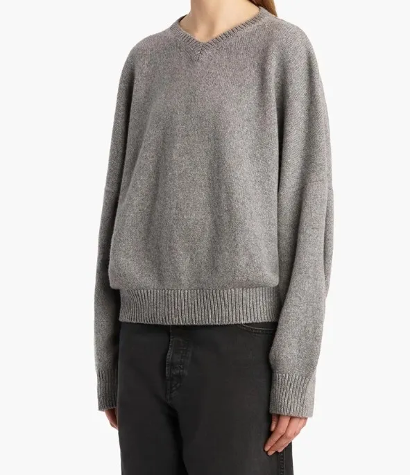 Nera Sweater