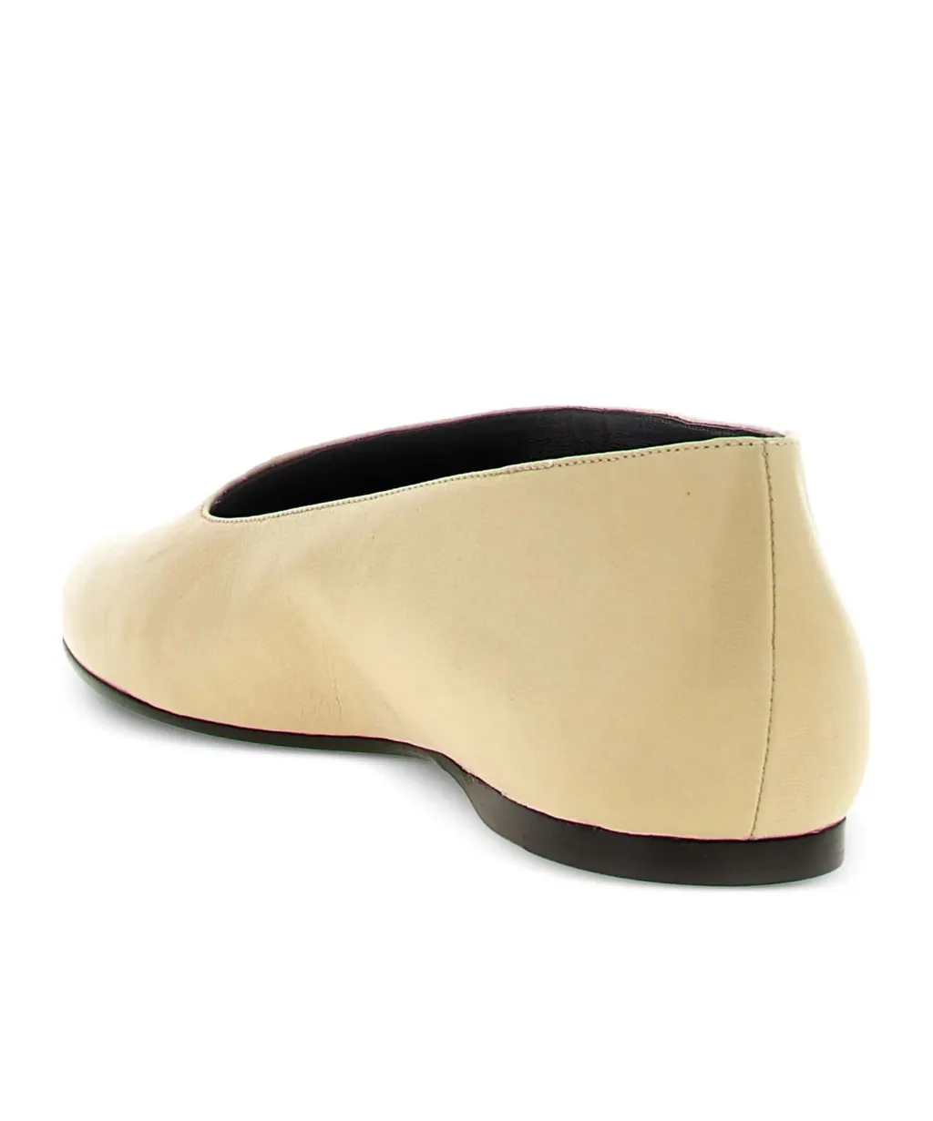 Round-Toe Flat Shoes