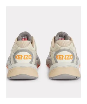 Pace Sneakers