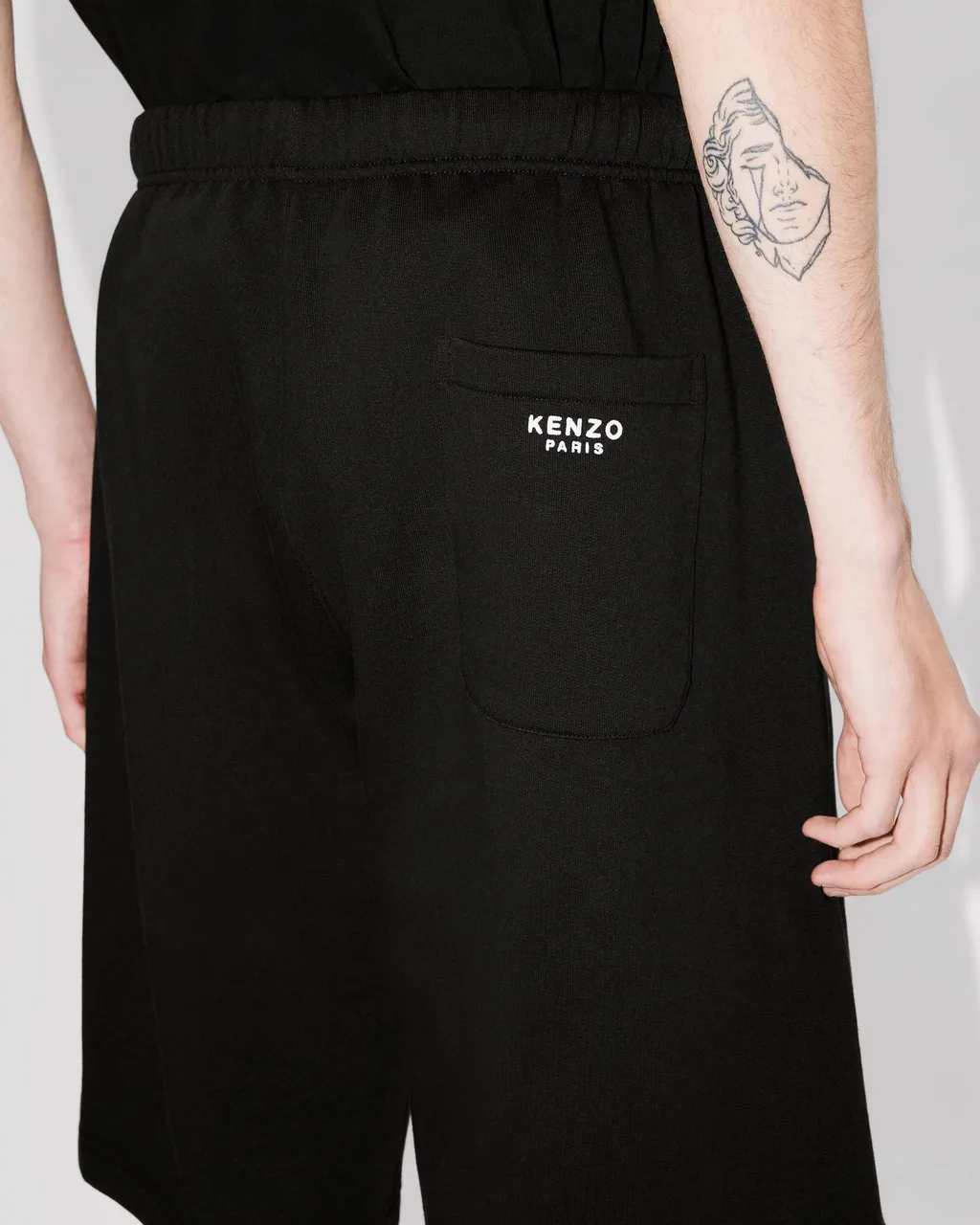 Boke Flower Embroidered Short