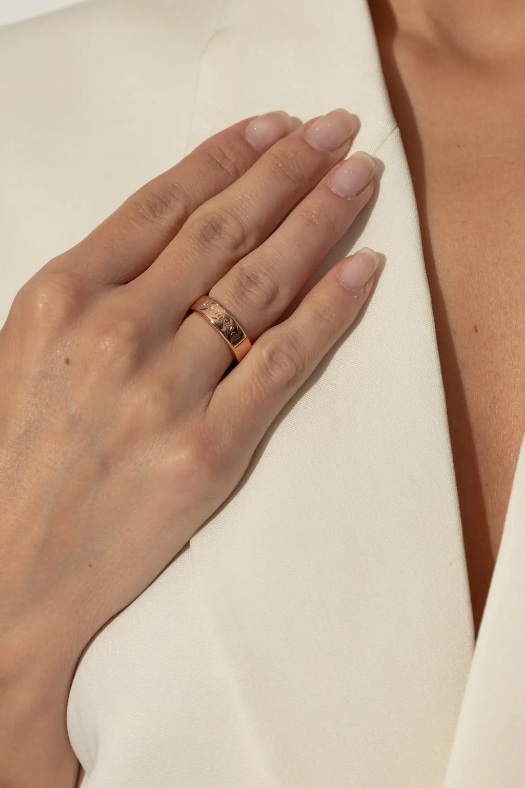 Logo Ring