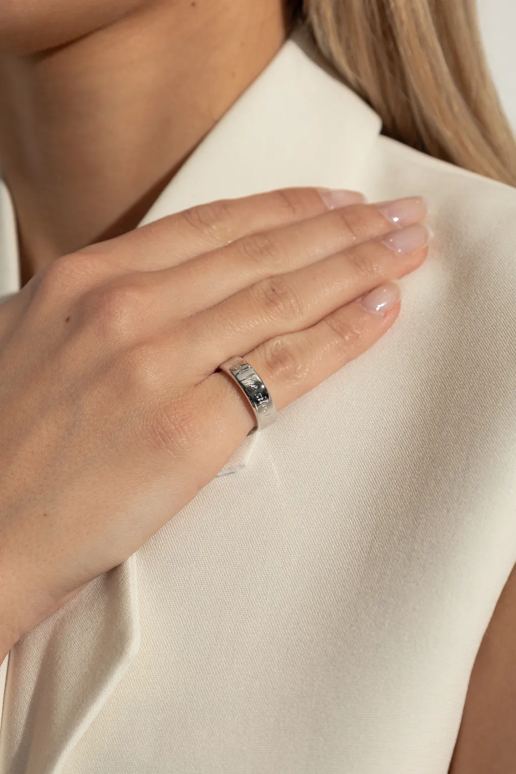 Logo Ring