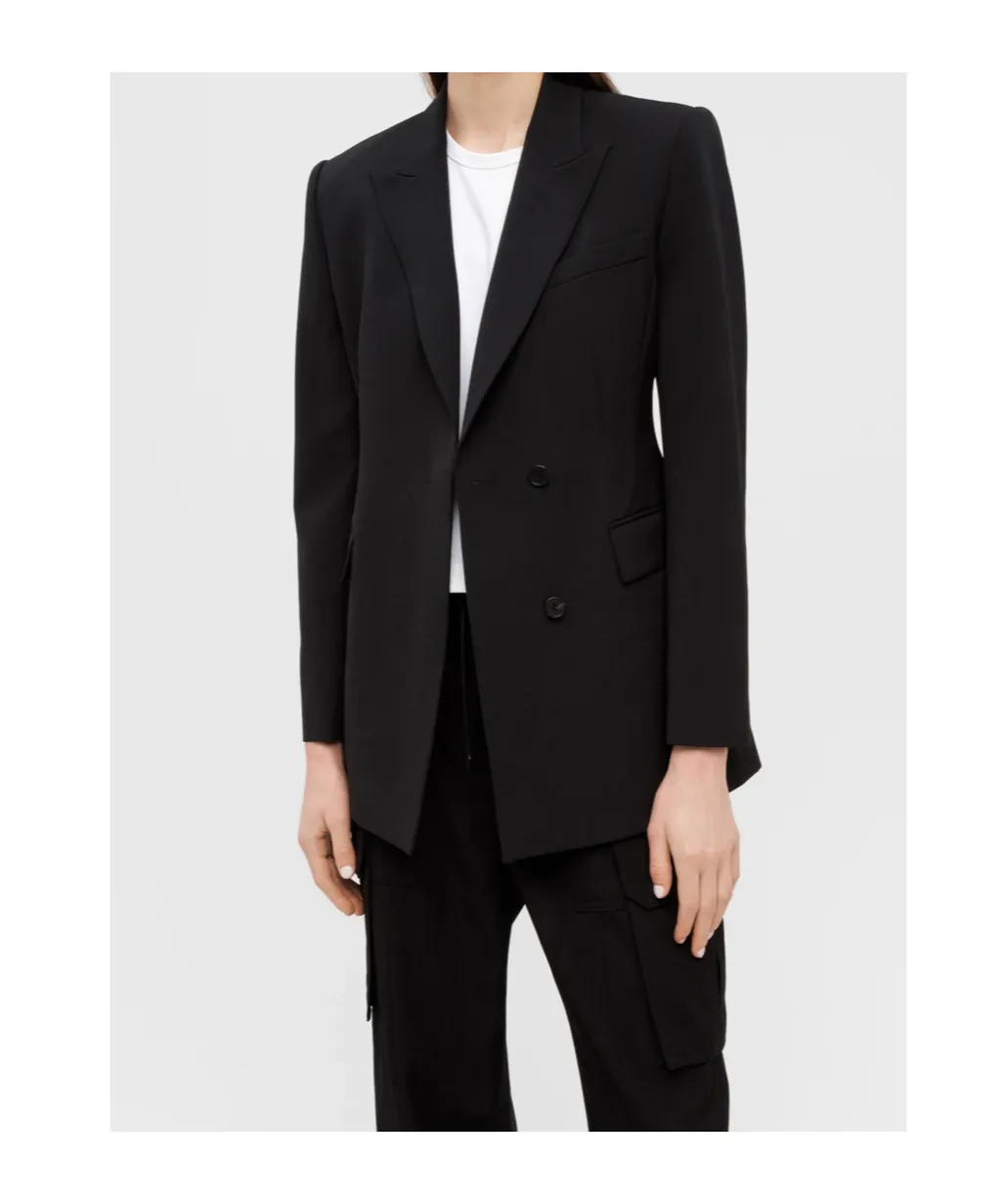 Long-Sleeved Suit Jacket