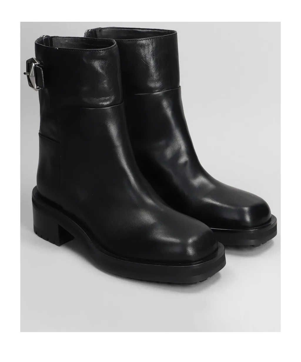 Square-Toed Short Boots
