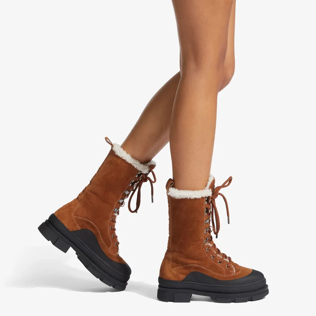 Aldea Flat Lace-Up Boots