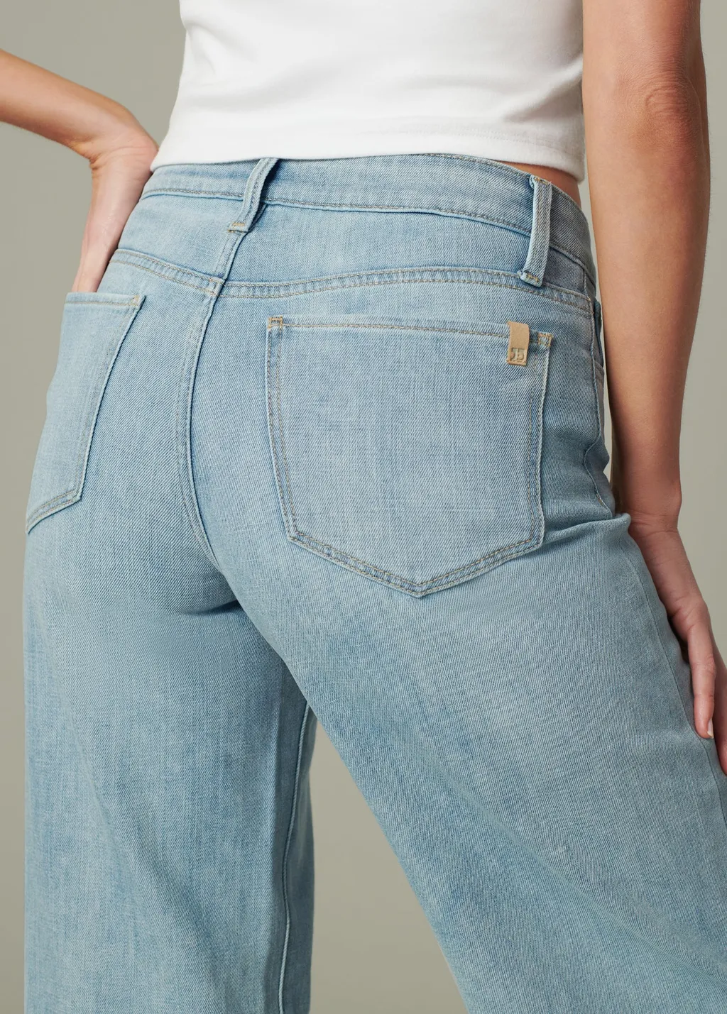 Belt-Loop Jeans