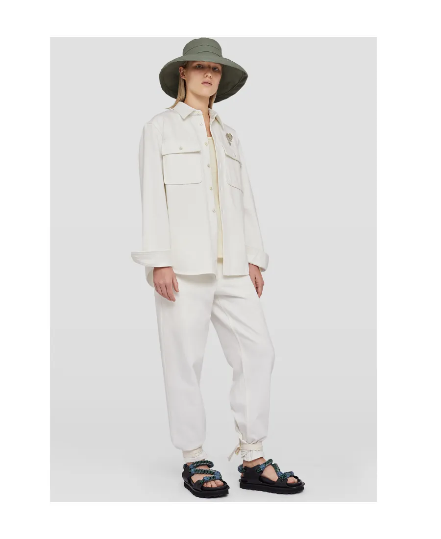 Buttoned Long-Sleeved Shirt