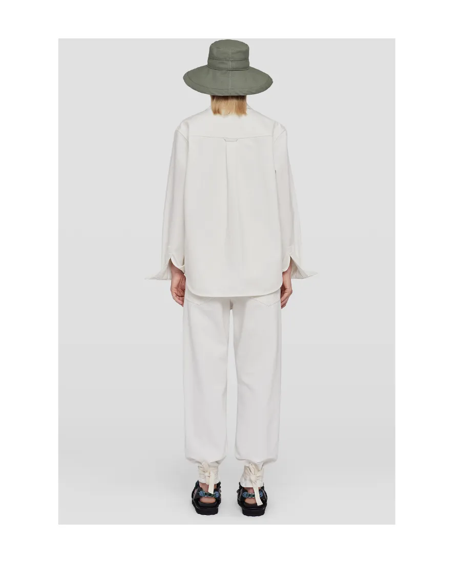 Buttoned Long-Sleeved Shirt