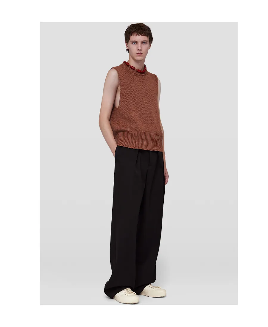 Crew-Neck Vest