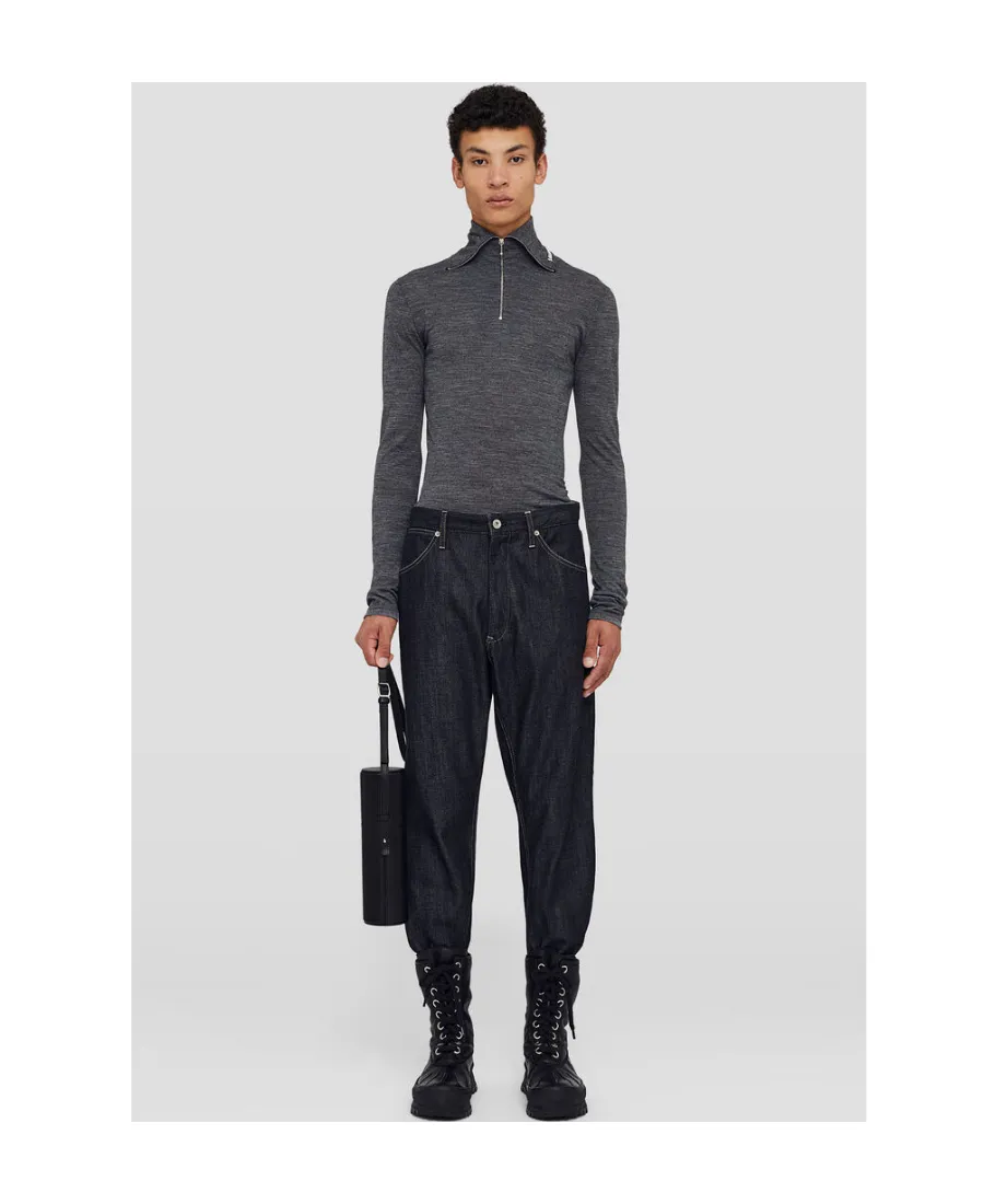Zip Detailed Long-Sleeved Sweatshirt
